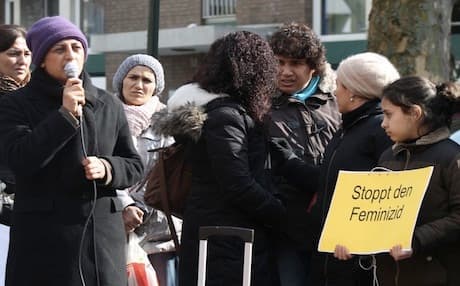 Activists gathered in Dusseldorf to condemn the murder of Yusra Sukaya by her husband. Photo: firat news