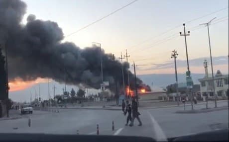 Angry protesters in the Kurdish town of Piramagrun, northwest of Sulaimani, set some party and governmental buildings on fire on December 18, 2018 as the demand basic services and full payment of state salaries. Photo: Screenshot/social media
