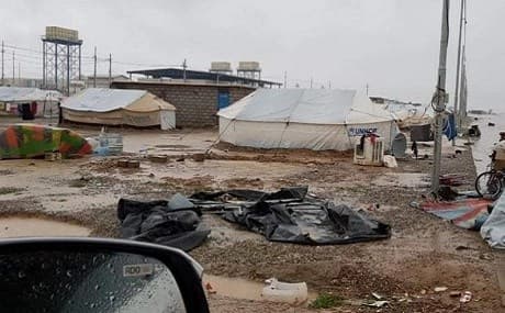 Flash flooding washes away tents in Debega 2 IDP camp, Erbil province. Photo: @JccKrg