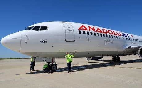 An AnadoluJet flight from Gaziantep landed in Erbil Thursday morning. Photo: Yunus Keles/AA