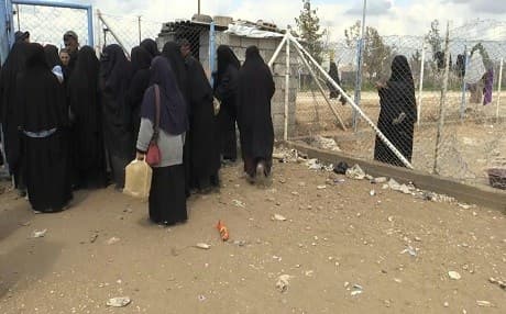 Cllashes with guards, violent factional quarrels and a new strain of ultra-extremism at al-Hol Camp, Syria on March 30, 2019. Photo: AFP video  