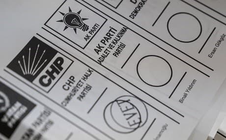 A ballot papper at a polling station in Istanbul during Turkey's local elections, March 31, 2019. Photo: Ozan Kose / AFP 