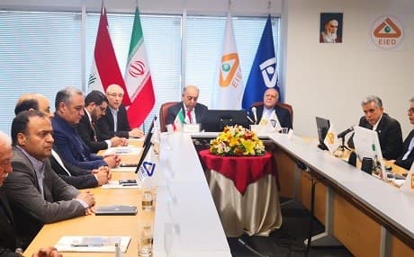 Iraqi Oil Minister Thamer al-Ghadhban (centre left) and Iran’s Petroleum Minister Bijan Zangeneh (centre right) reached an understanding on April 7, 2019 regarding development of their joint oilfields. Photo: handout/Iran Ministry of Petroleum