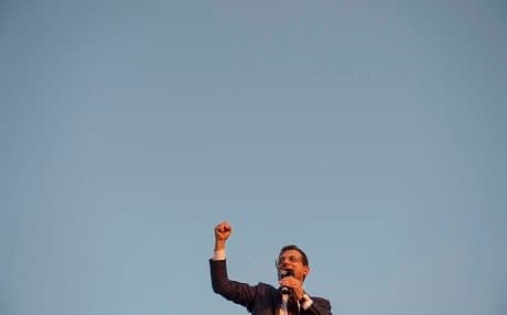 Turkey's main opposition Republican People's Party (CHP) candidate Ekrem Imamoglu addresses the crowd after Turkish election officials officially confirmed his win as Istanbul Metropolitan Municipality (IBB) mayor on April 17, 2019. Photo: Yasin Akgul/AFP