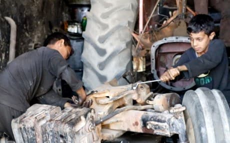 Child labor rampant in Syria’s war-torn Raqqa 