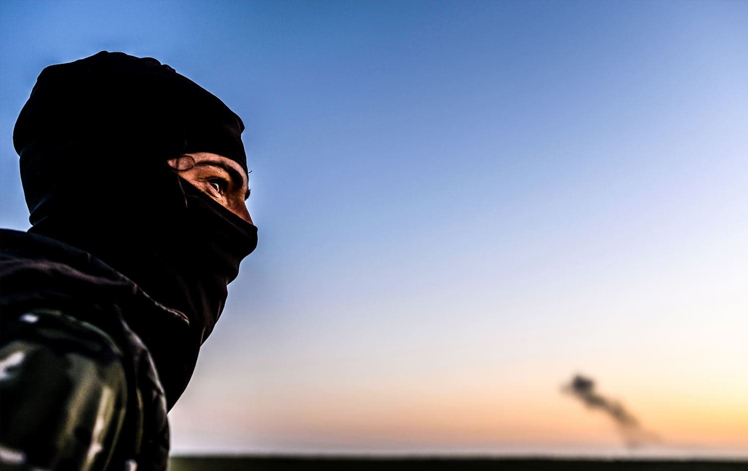 کەنیزەکەکانی خەلافەت... چەکدارێکى داعش بە فەرمى منى لە خۆى مارە کرد