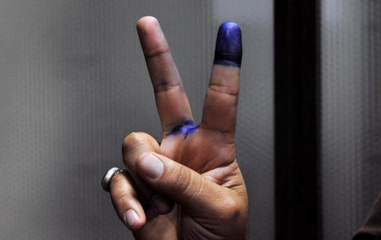 Voter’s finger with ink after casting ballot in Iraq's provincial elections, 2013. File photo: UNAMI 