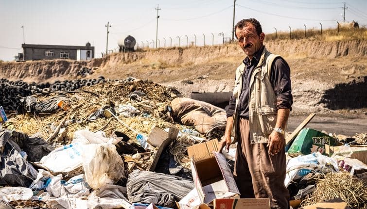 Lazgin Mohammed Aziz supplements his farming income by collecting scrap metal to sell near Lajane Harki village, September 18, 2019. Photo: Hejar Jawhar/Rudaw