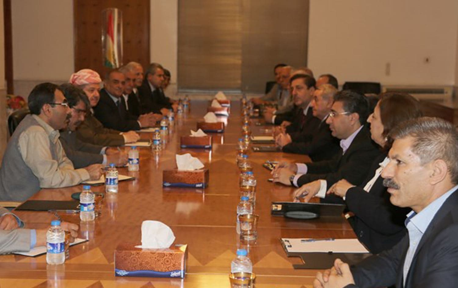 کۆبوونەوەی سەرۆک بارزانی لەگەڵ حیزبەکانی رۆژئاوای کوردستان لەساڵی 2014