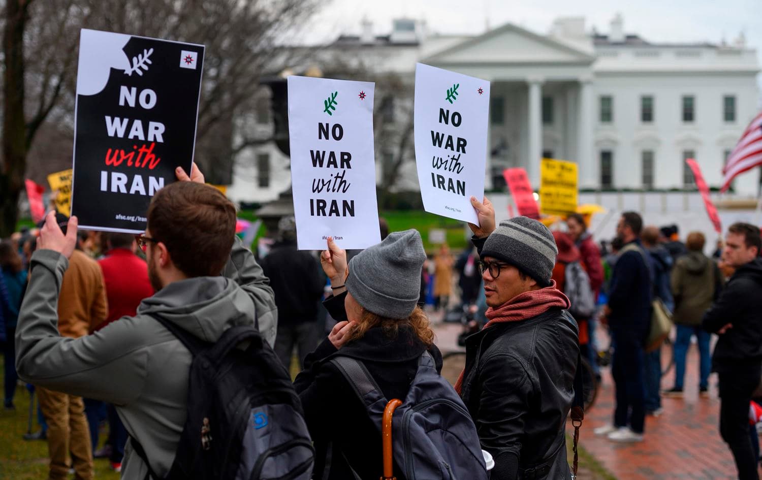 American legislators, protesters mount anti-war campaign amidst rising tensions with Iran
