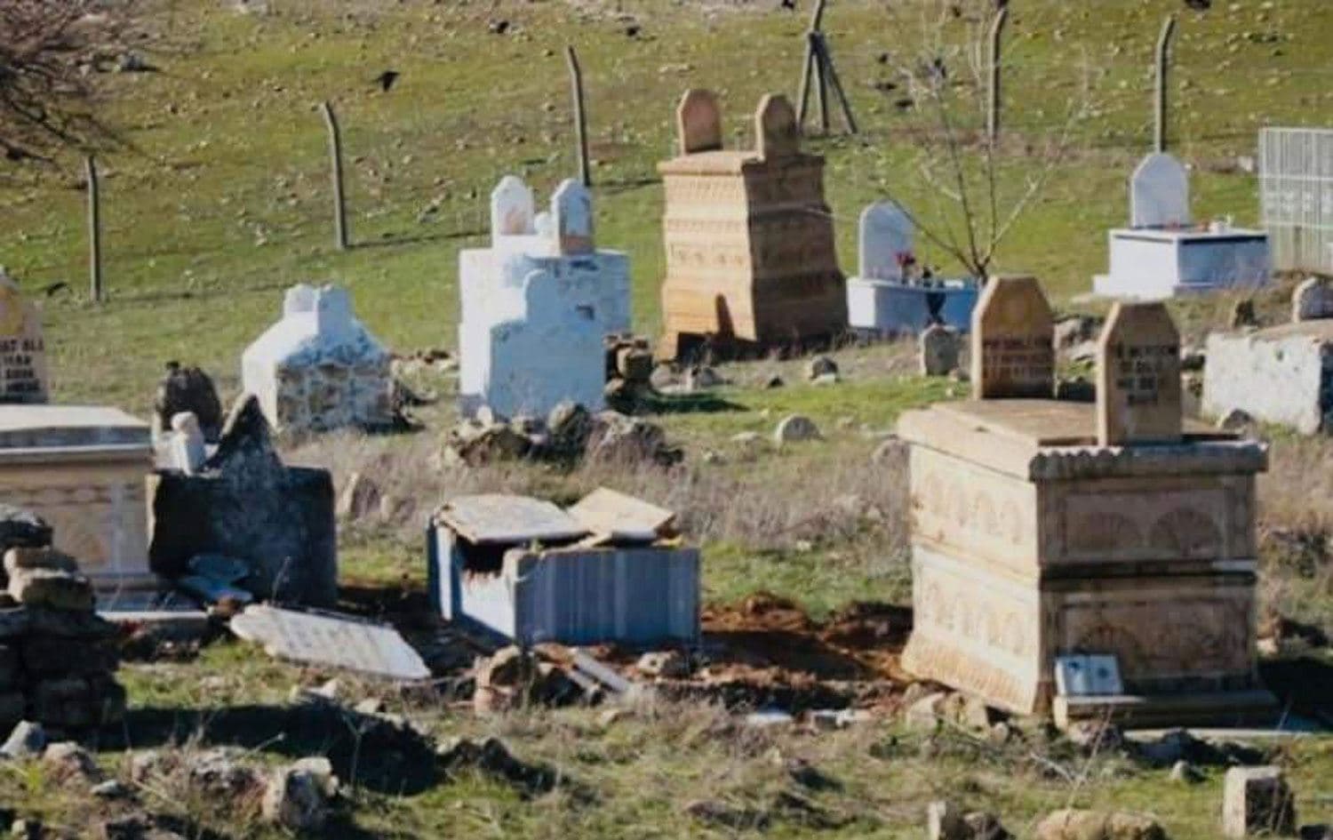 Hereketa Îslamî ya Kurdistanê (Azadî) derbarê rûxandina goristanên Kurdên Êzidî de daxuyaniyek belav kir 