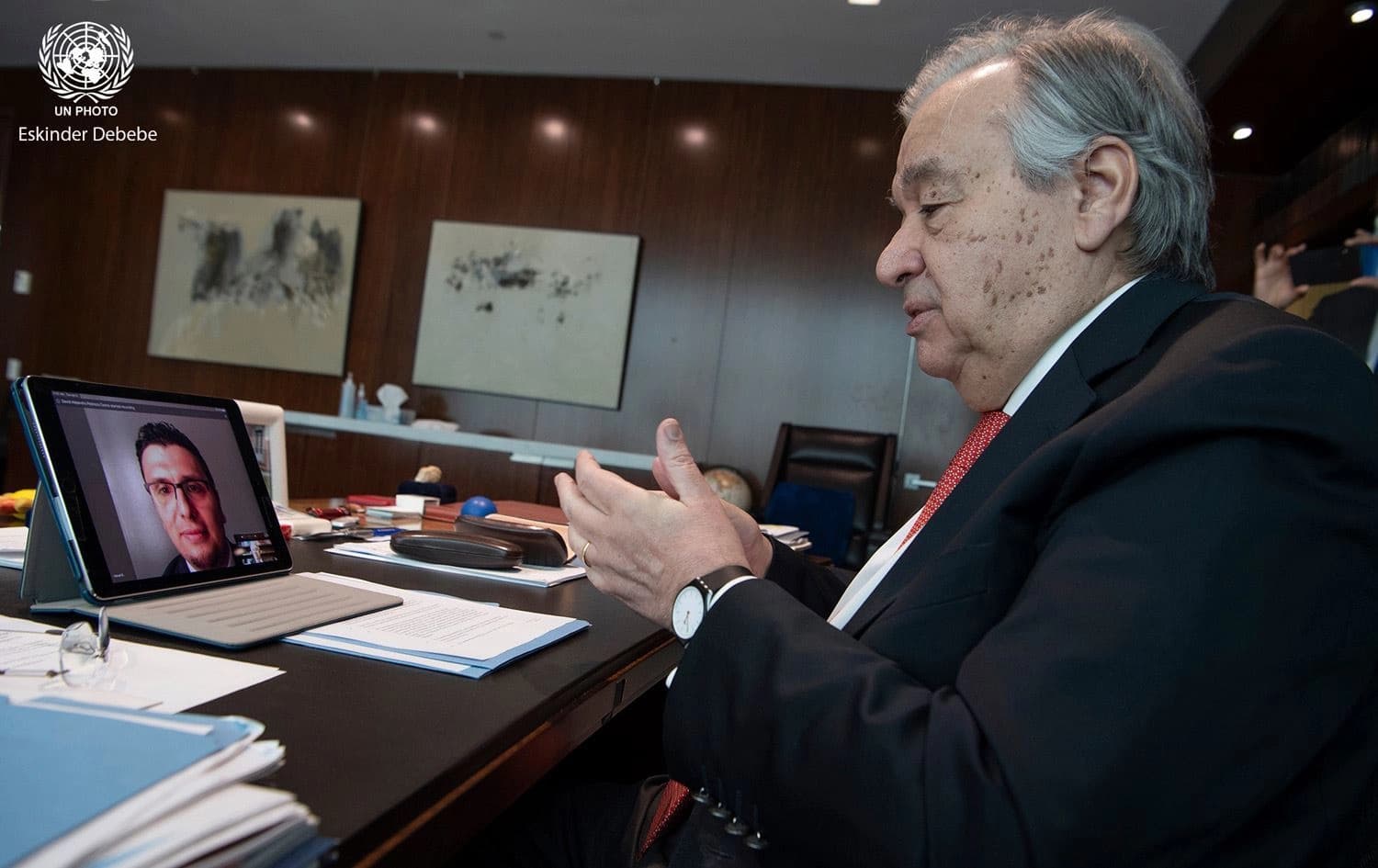 Birleşmiş Milletler (BM) Genel Sekreteri Antonia Guterres Dr. Heval Kelli'yle görüştüğü o an