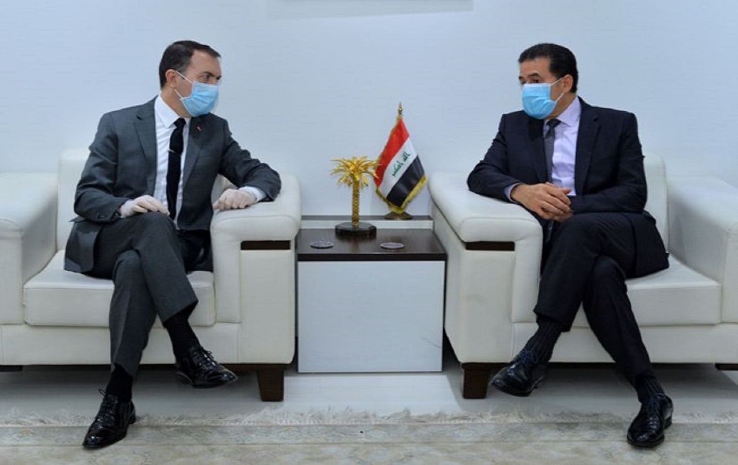 Turkish ambassador Fateh Yildiz and Senior Foreign Ministry Undersecretary Ambassador Abdel Karim Hashim convene over recent Turkish airstrikes on Iraqi territory. Photo: Iraqi Ministry of Foreign Affairs