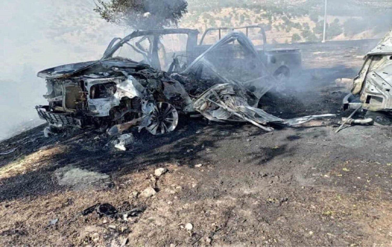 One of the cars targeted in the Turkish airstrike in Duhok province on July 26, 2020. Photo: Karwan Dosky- Rudaw