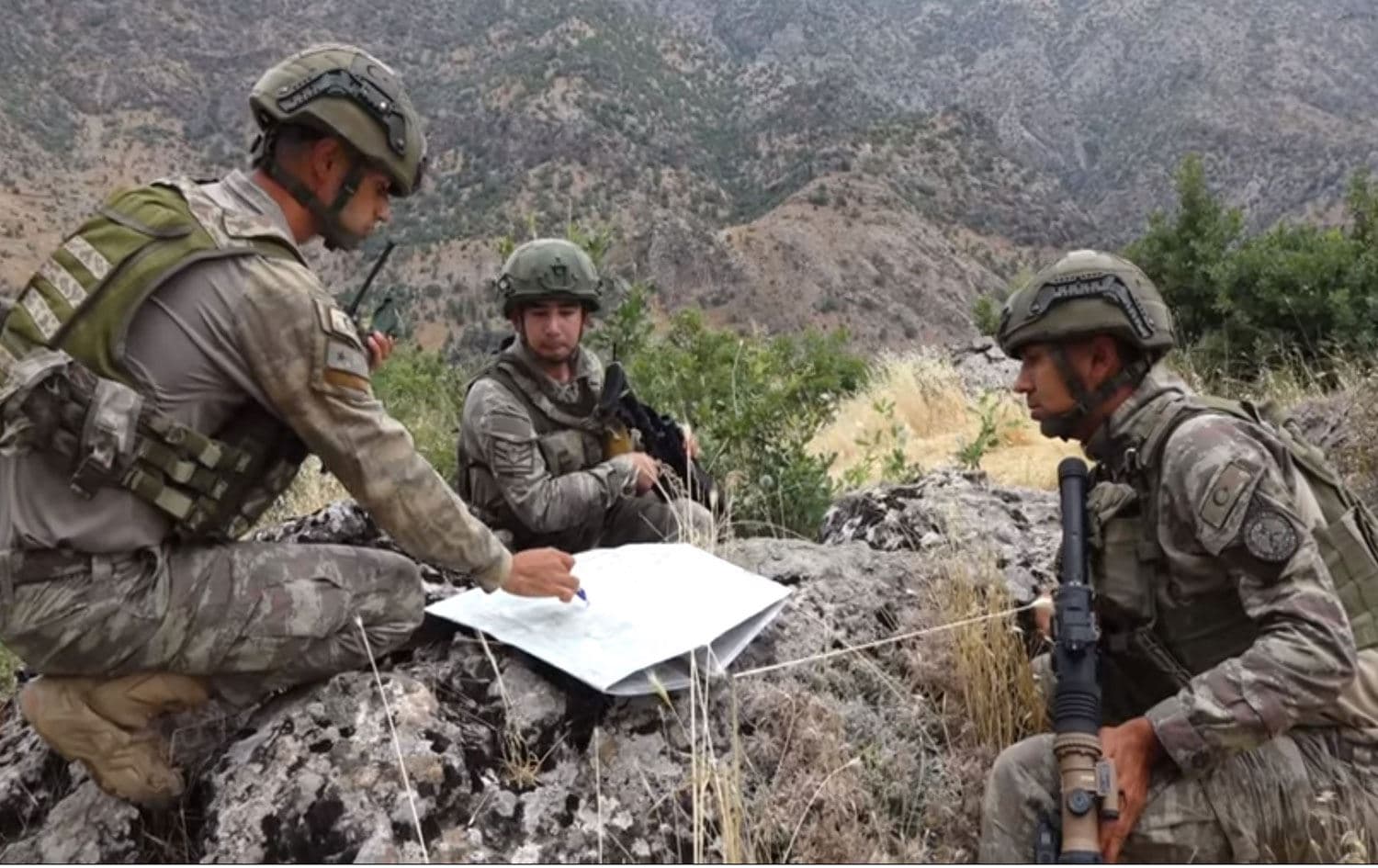 Haftanin'de operasyon ve bombardımanlar sürüyor