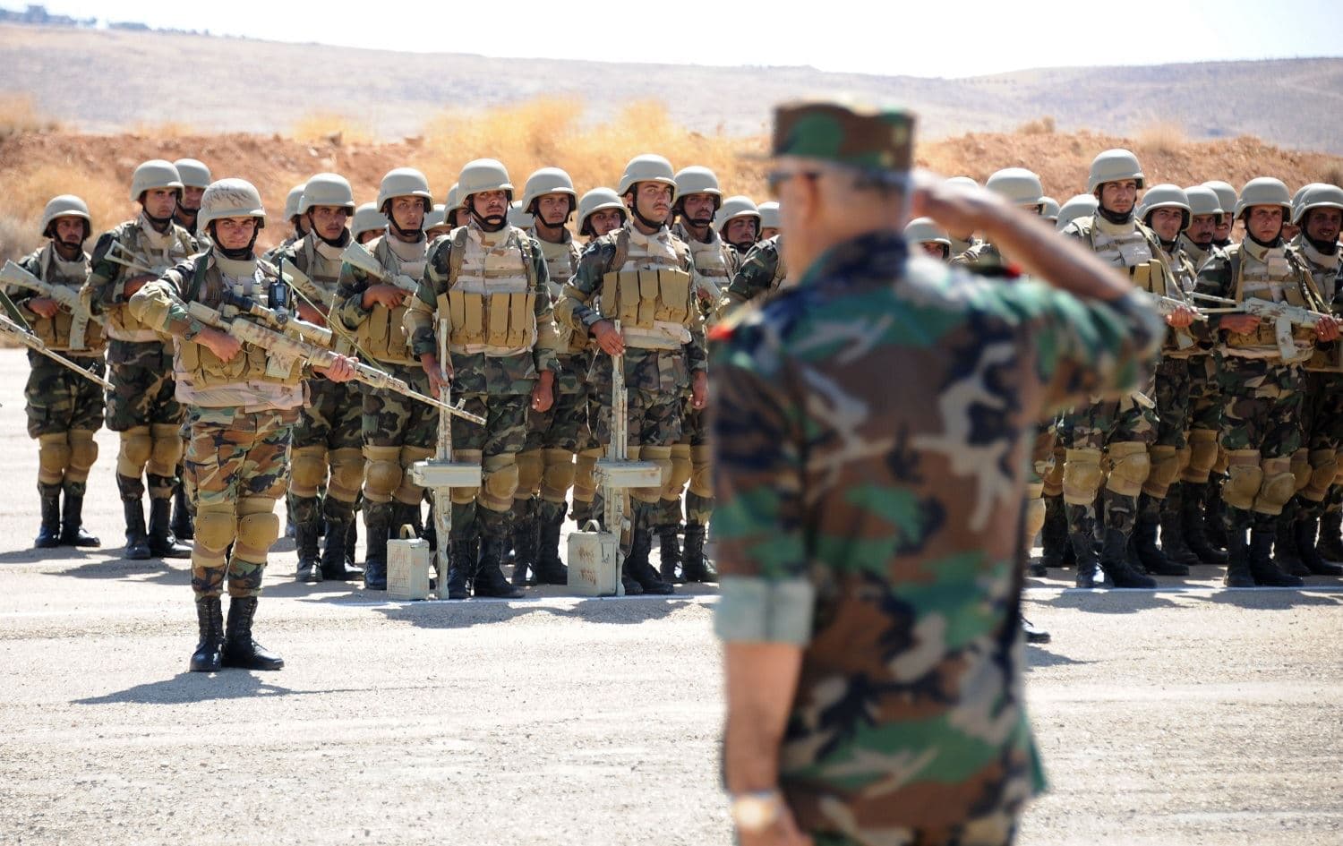 Syrian regime soldiers take part in an instruction session with Russian military trainers at an army base in Yafour, west of Damascus, on September 24, 2019. File photo: Maxime Popov / AFP