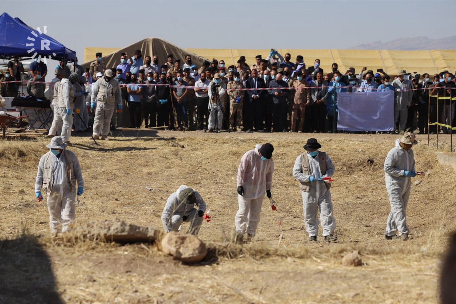 Exhumation of mass graves in Solagh village in the southern side of mount Shingal. October 24, 2020. Photo: Fazel Hawramy / Rudaw