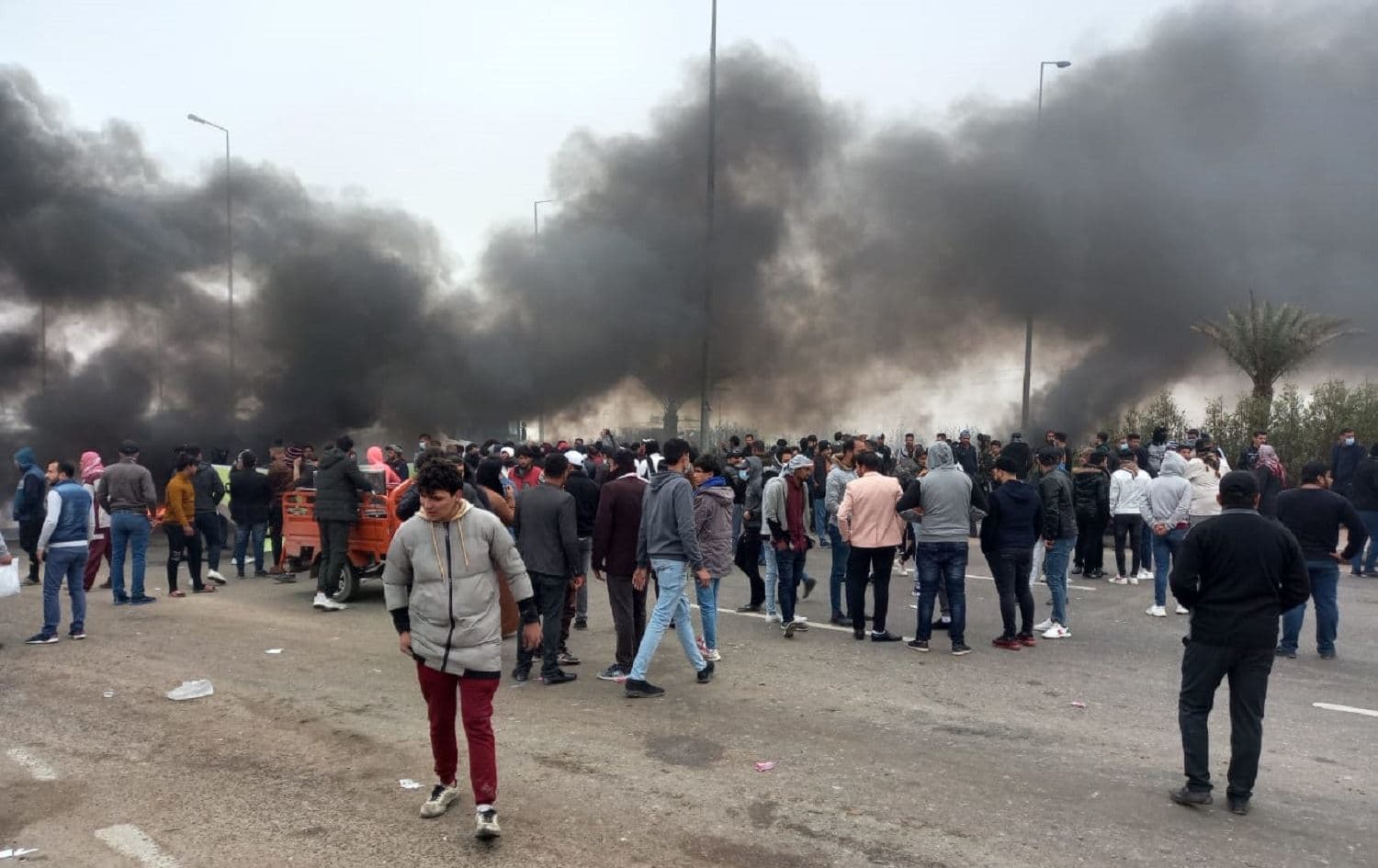 State employees who have not been paid in nine months staged a protest in Basra on December 20, 2020. Photo: submitted by Ammar Sarhan