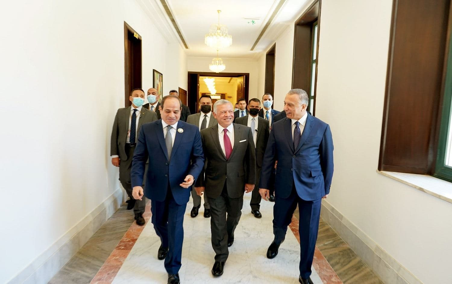 Iraqi Prime Minister Mustafa Al-Kadhimi (R) receieved Egyptian President Abdel Fattah al-Sisi (L) and Jordan's King Abdullah II in Baghdad on June 27, 2021. Photo: PM's Media Office