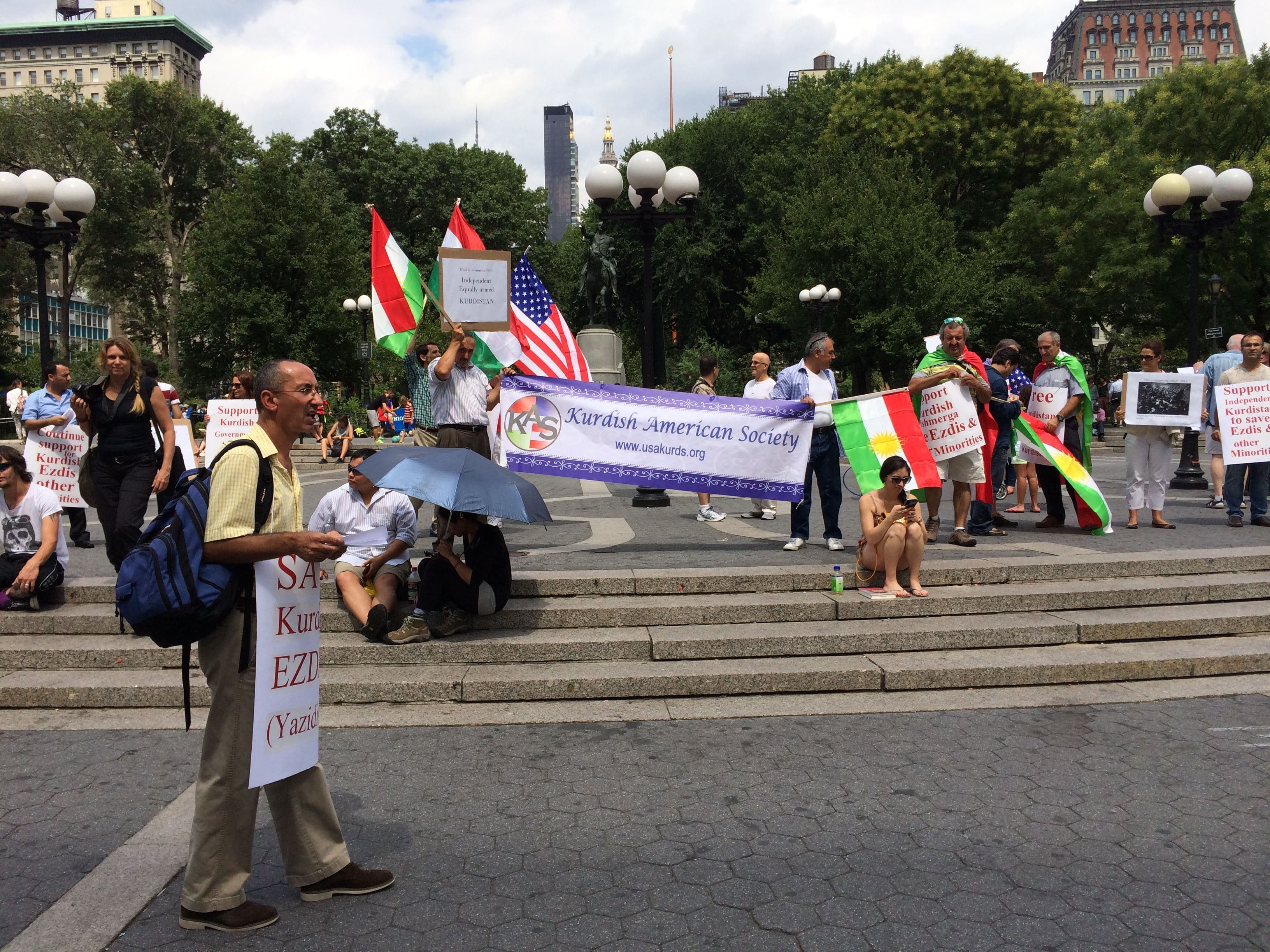 Kurdish-American activists in New York press Obama for tougher action in support of autonomous northern Kurdish zones in Iraq. Photo courtesy of Kurdish American Society.