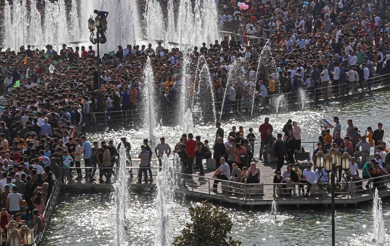 People gather at the citadel in Erbil. Photo: Safin Hamed/AFP