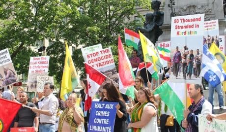 Demonstrators in Montreal call on the international community to stop massacres perpetuated by Islamic State. Photo: Ala Bahrami, Kurdish Community of Montre