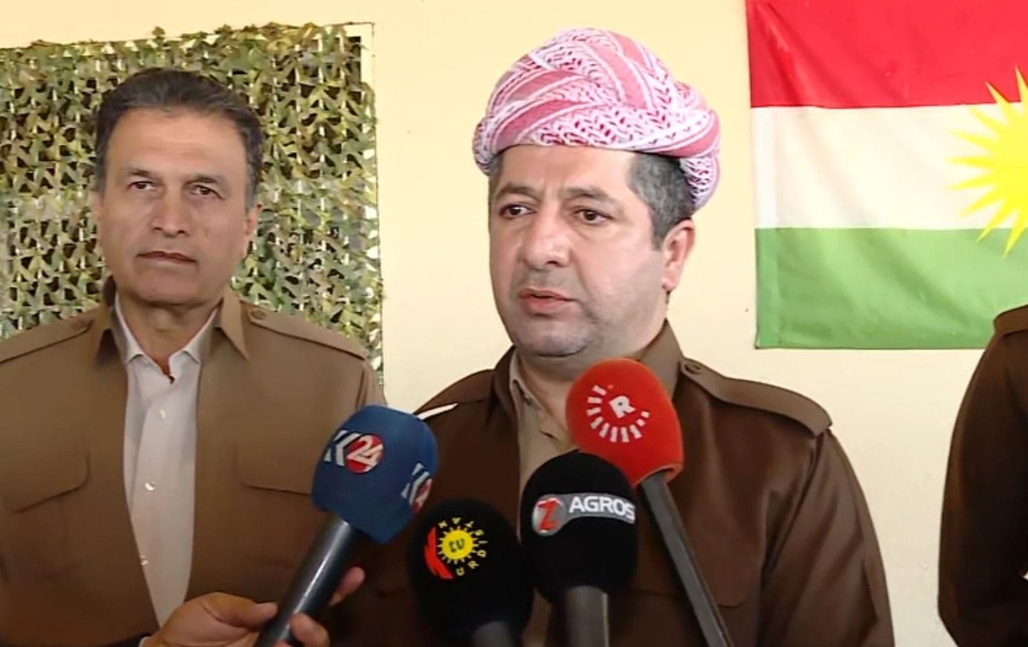 Kurdistan Region Prime Minister Masrour Barzani speaks to reporters from Makhmour on December 3, 2021. Photo: Rudaw