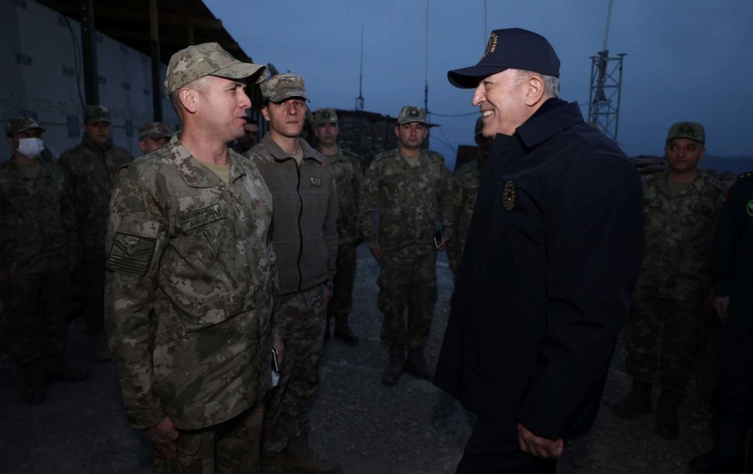 Turkish Defense Minister Hulusi Akar visiting a Turkish military base near the border with Iraq on April 25, 2022. Photo: Turkish defense ministry