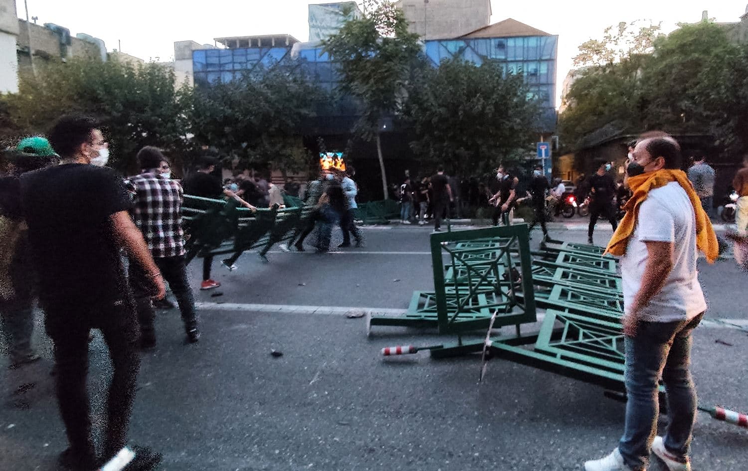 A photo of Iranian protestors in Tehran on September 21, 2022.  Photo: obtained by AFP  