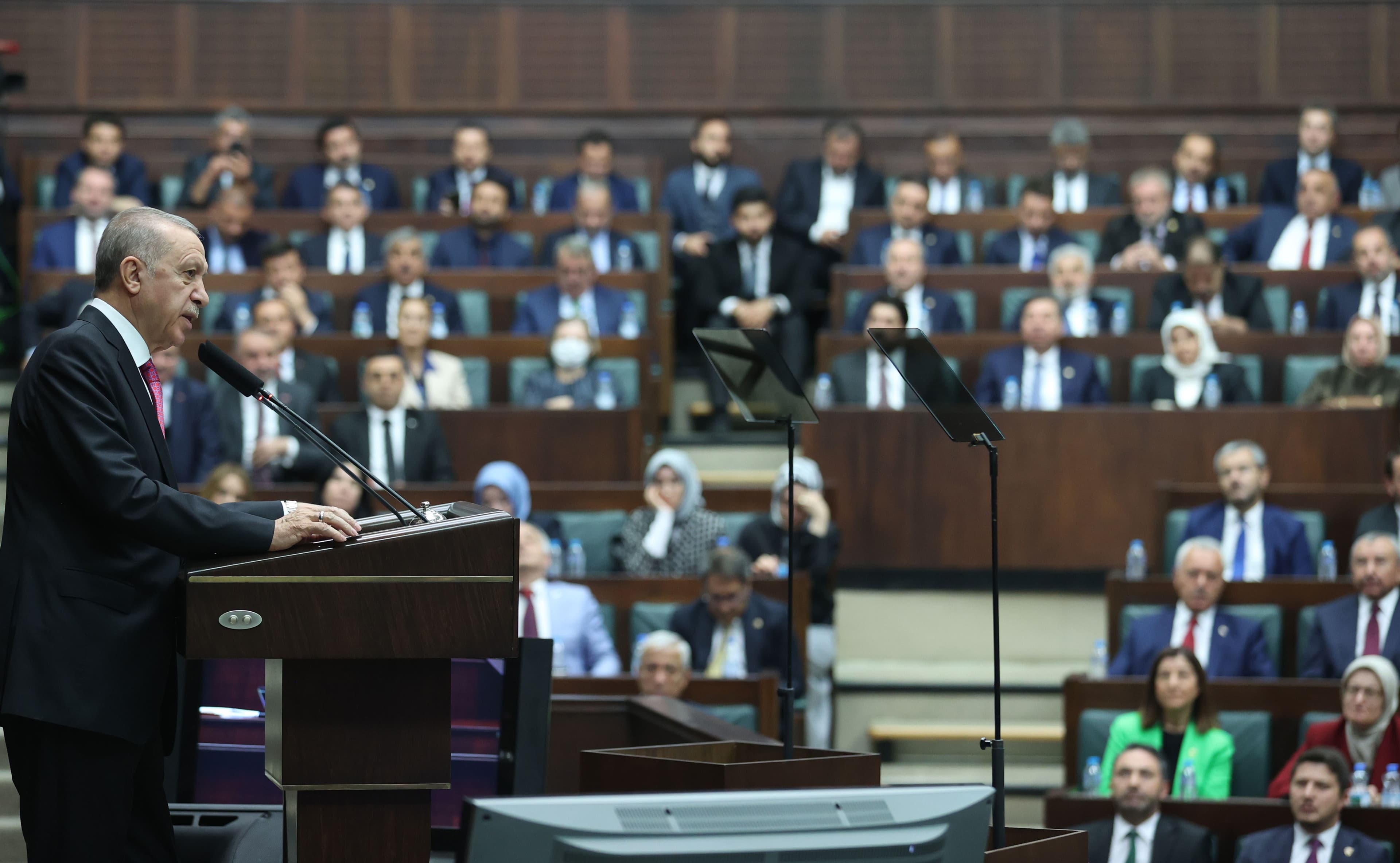 Turkish President Recep Tayyip Erdogan speaks to party members at the parliament on October 19, 2022. Photo: AKP