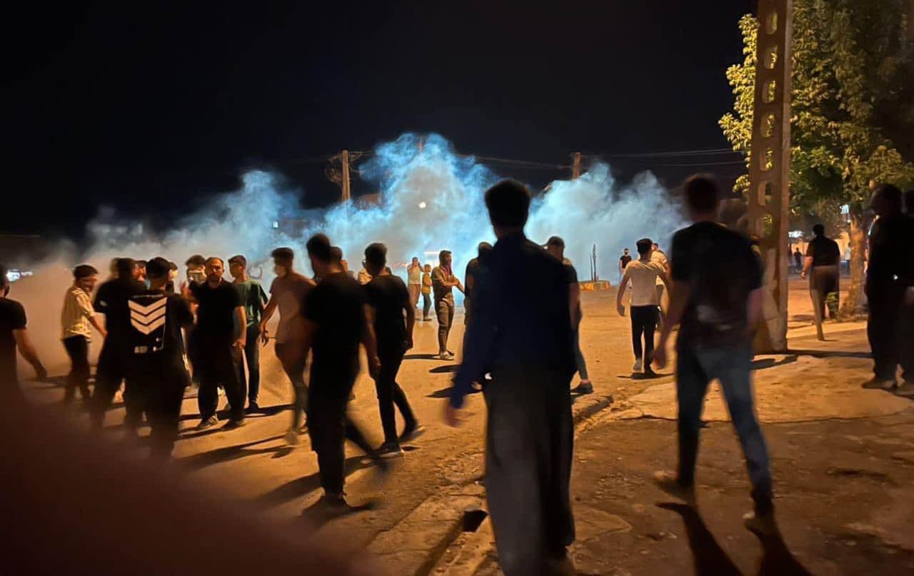 خۆپێشاندان لە 15 شاری رۆژهەڵاتی کوردستان گرژیی لێدەکەوێتەوە و دوو هاونیشتمانی گیانیان لەدەستدا