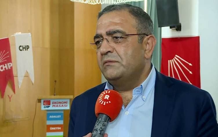 Parlamenterê Partiya Gel a Komarî (CHP) yê Stenbolê û Serokwekîlê Komîsyona Lêkolîna Mafên Mirovan a Parlamentoya Tirkiyê Sezgin Tanrikulu