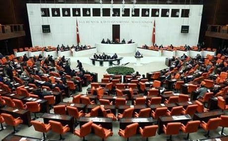 The Turkish Parliament voted in favor of a motion authorizing the use of troops in Iraq and Syria to combat Islamist militants. (AFP/Adem Altan)