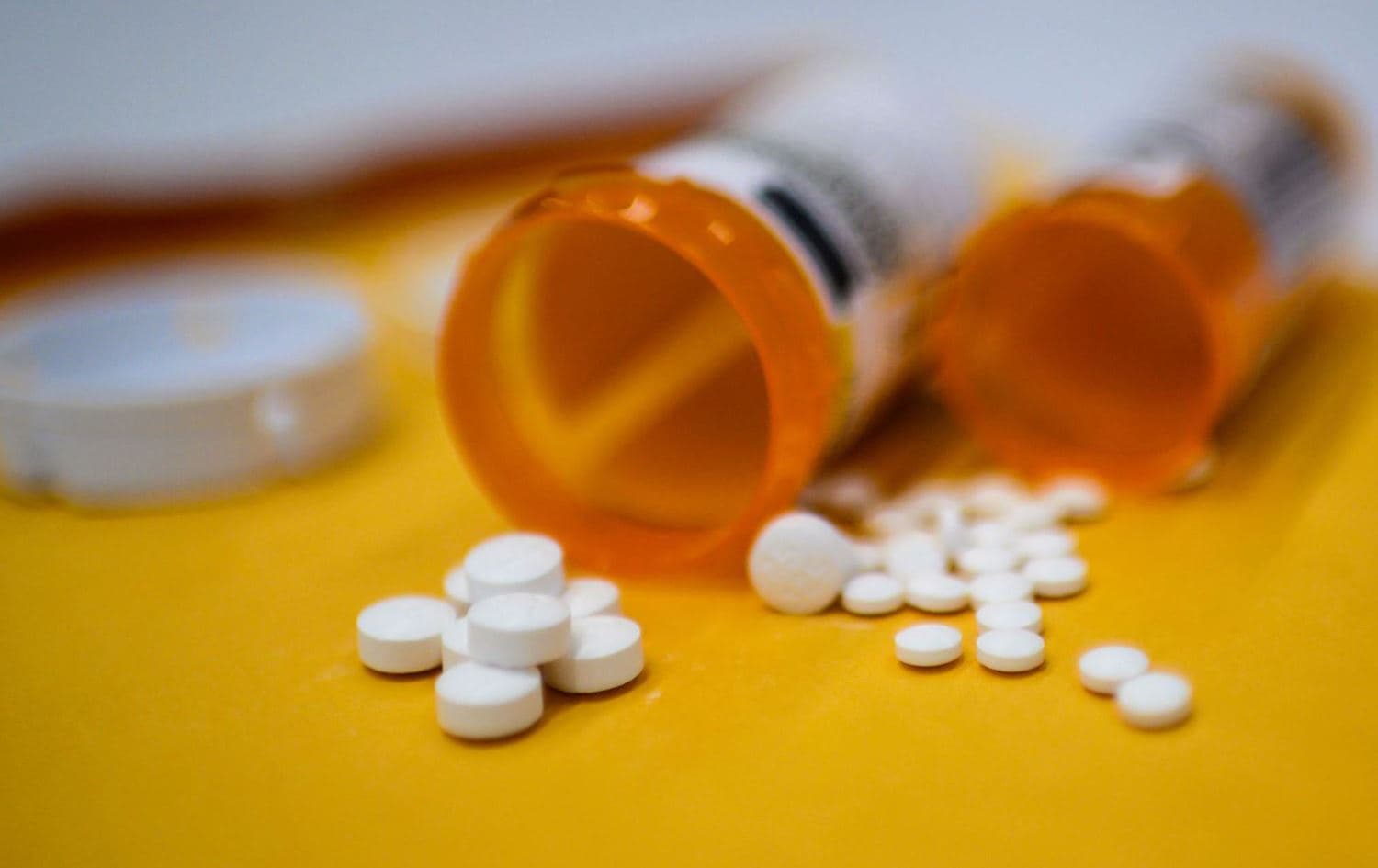 Iraqi parliament suggests conducting drug tests on students