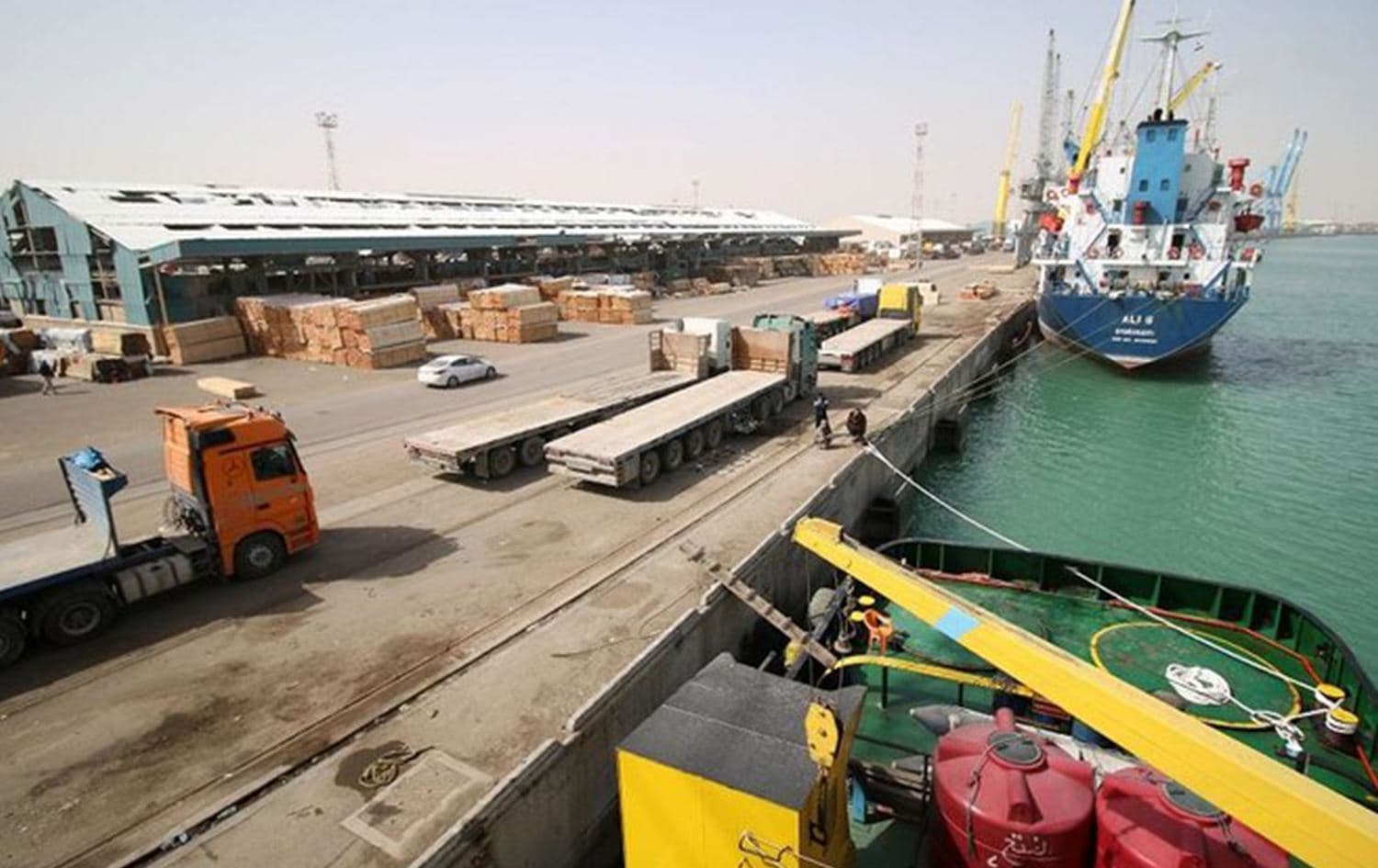 Cargo ships docked at the Iraqi port of Umm Qasr near the southern city of Basra. Photo: AFP