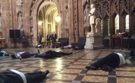Kurdish protesters at the UK parliament. Photo by author.
