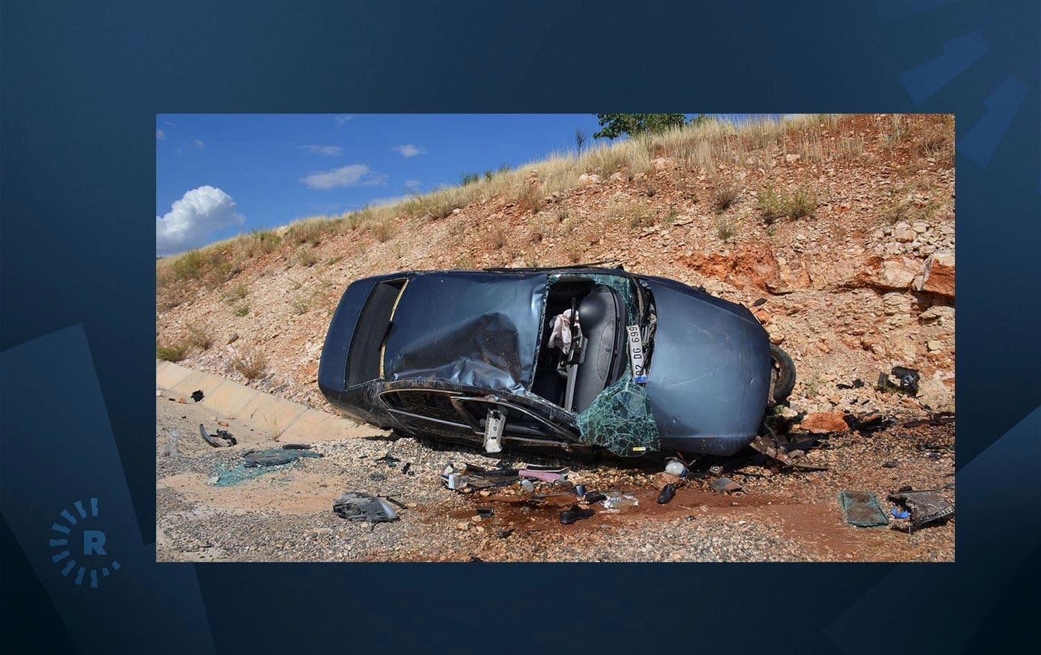 Li navçeya Besnî ya Semsûrê otomobîlek wergeriya.