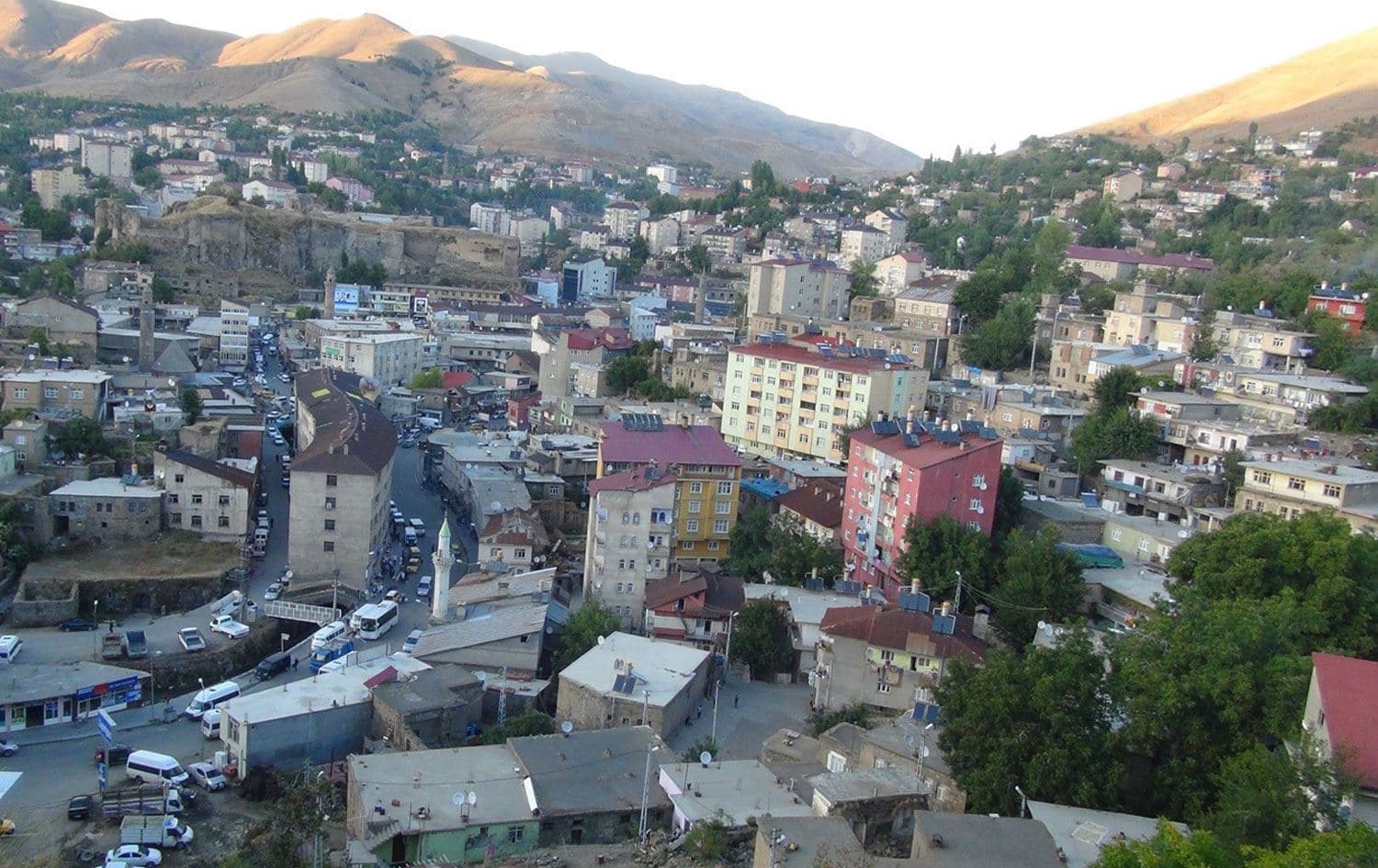 Li Bedlîsê qedexeya çûnûhatinê bi dawî hat