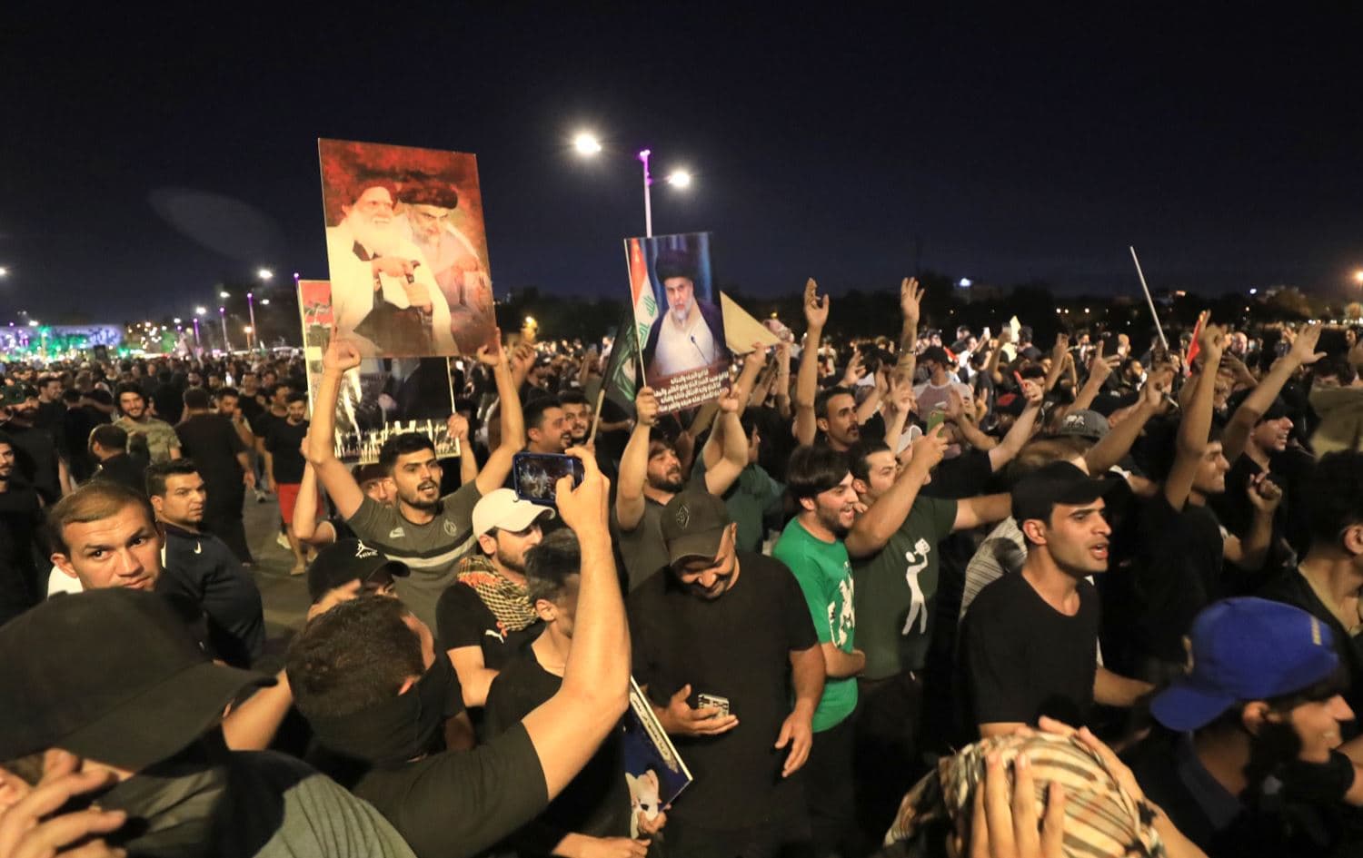 لەبەردەم باڵیۆزخانەی عێراق لە دانیمارک قورئانی پیرۆز سووتێندرا 