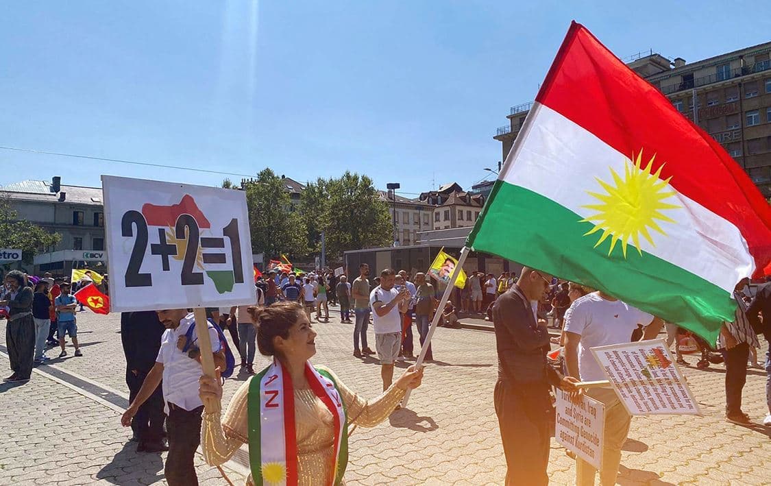  Kürtler Lozan Antlaşması'nı imzalandığı kentte protesto ediyor