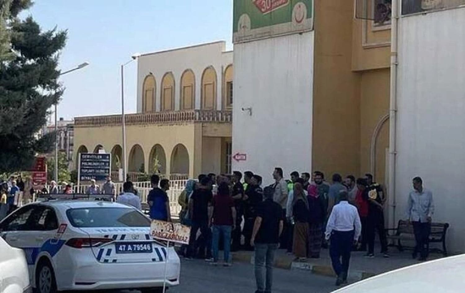 Li Mêrdînê di pevçûna navbera du malbatan de 10 kes birîndar bûn / Wêne: Ajansên nûçeyan