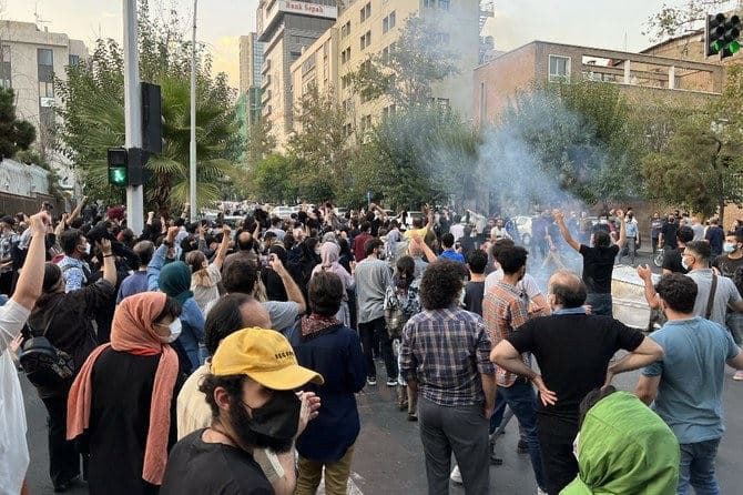 People protest in Tehran, Iran over the death of Zhina Amini. Photo: file/AFP
