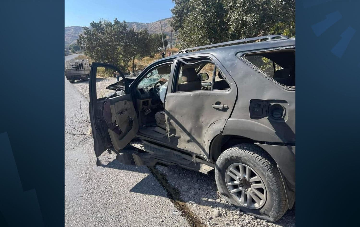 A car in Koya targetted by a Turkish drone strike on October 17, 2023. Photo: Rojnews