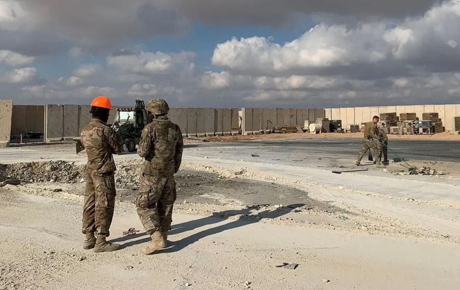 US soldiers clearing rubble at Ain al-Asad military airbase in the western Iraqi province of Anbar on January 13, 2020. Photo: AFP