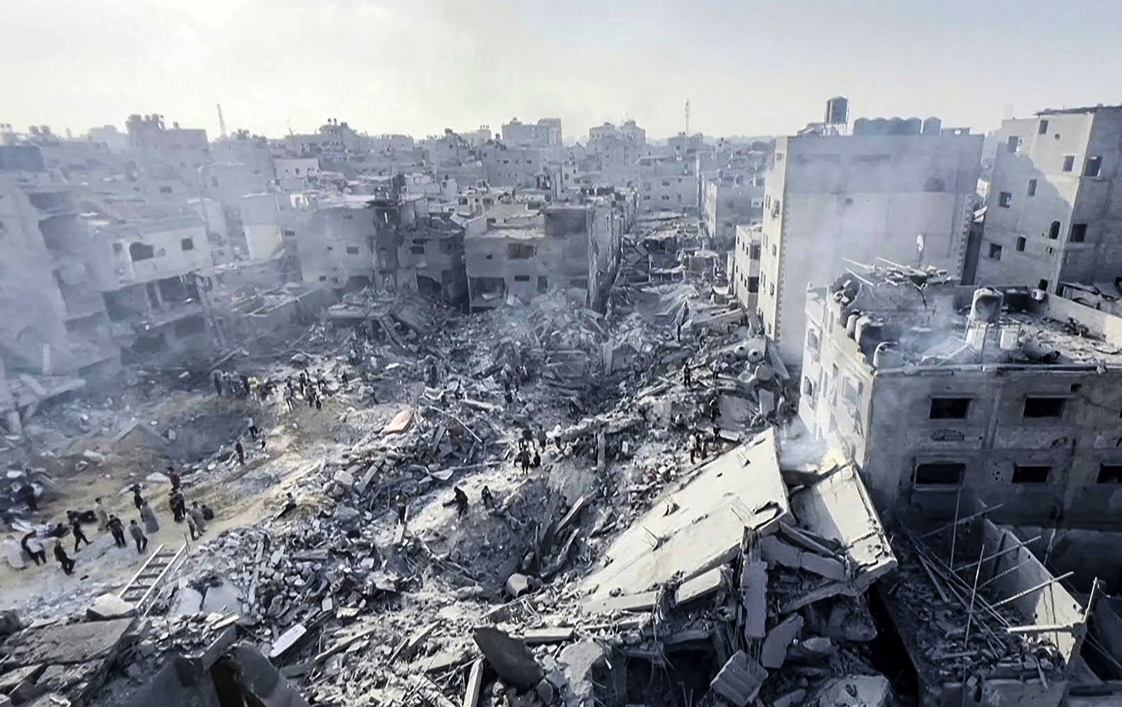 Bombardımandan sonra Cibaliya Mülteci Kampı /  AFP