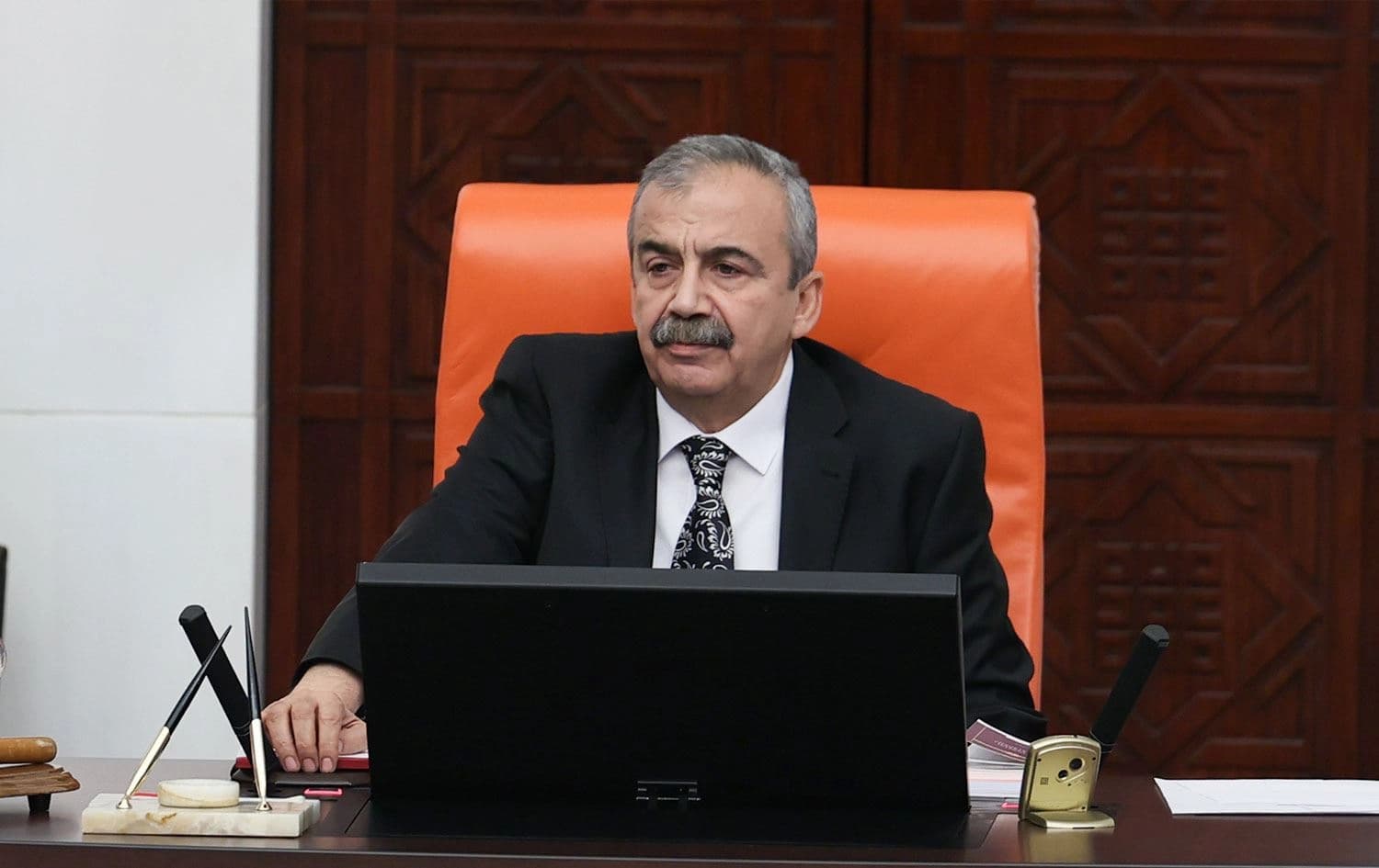 Sırrı Süreyya Önder