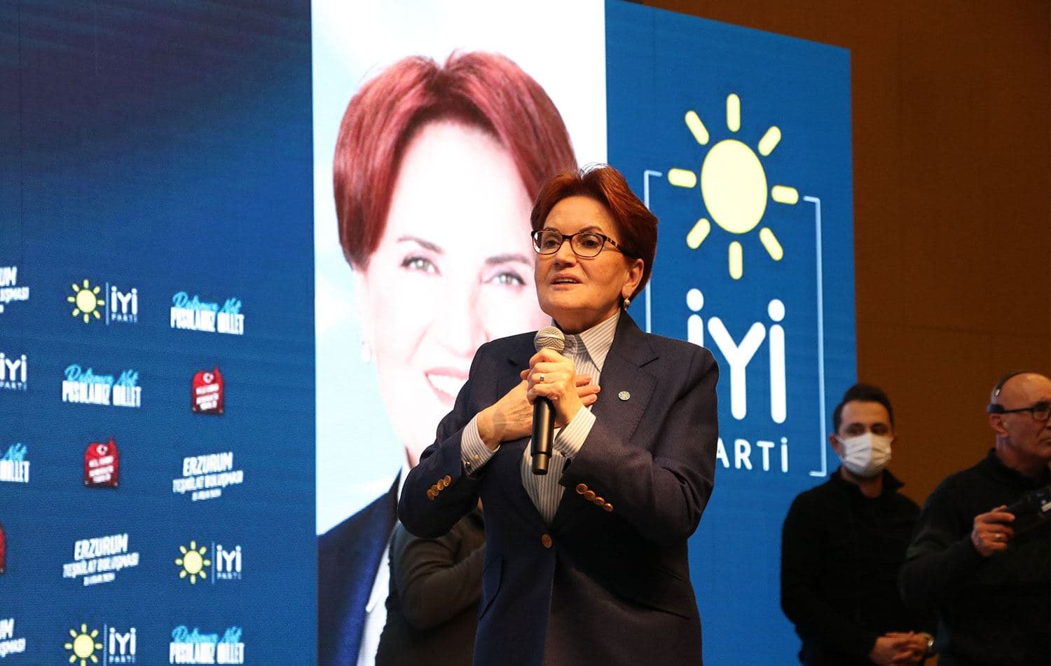 Meral Akşener