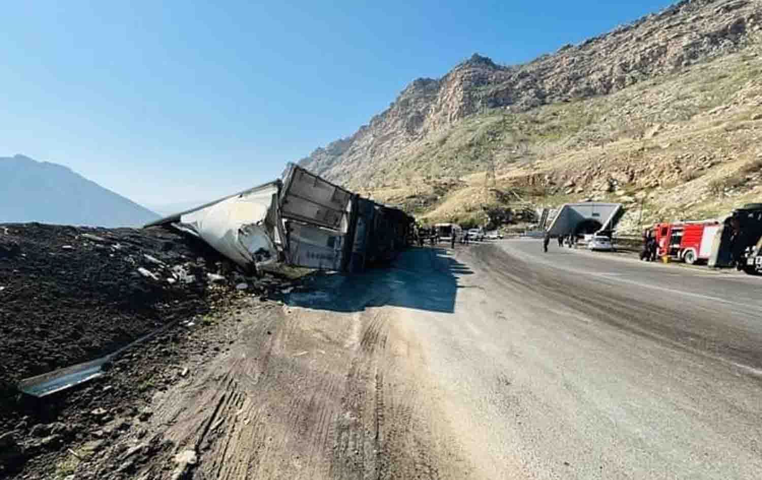 دیمەنێکی رووداوە هاتووچۆکەی پێش توونێلی دەربەندیخان