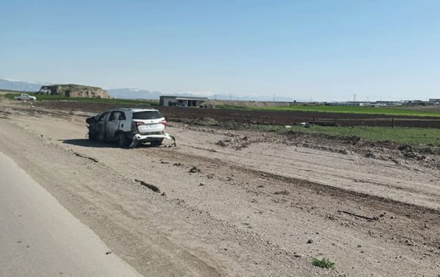 Otomobîleke ku li Dêrikê hatiye bombebarankirin / Wêne: North Press