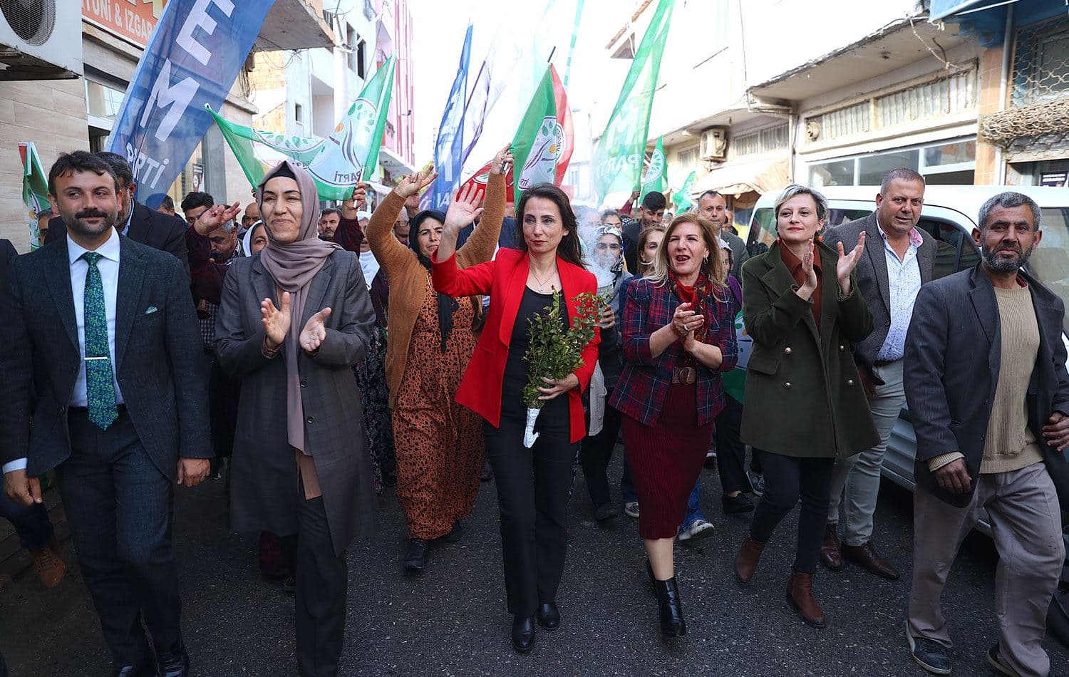 DEM Parti Eş Genel Başkanı Tülay Hatimoğulları (ortada) / AA